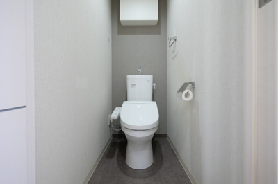 【トイレ】 | セイワパレス福島駅前 | 落ち着いた色調のトイレです