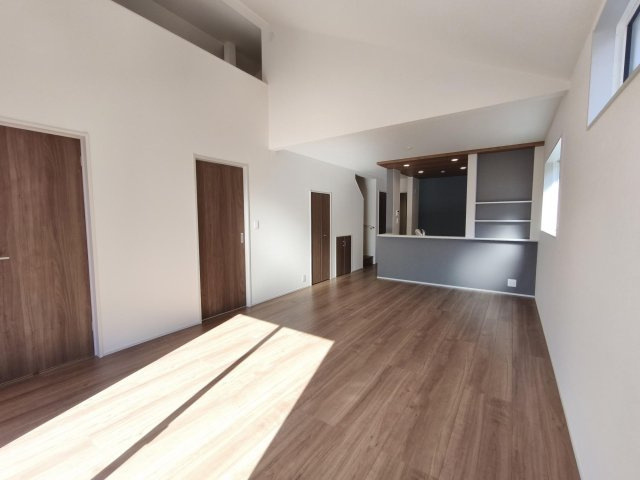 熊谷市別府2丁目　新築住宅（平屋建て）の居間・リビング