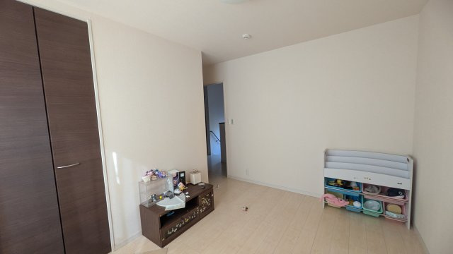 中古住宅　輪之内町南波の洋室