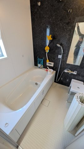 中古住宅　輪之内町南波の浴室