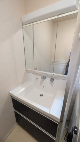 中古住宅　輪之内町南波の洗面所