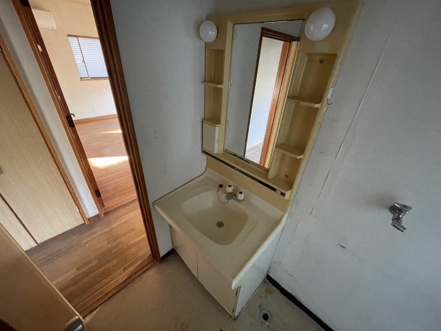 茂原市北塚955中古戸建の独立洗面台