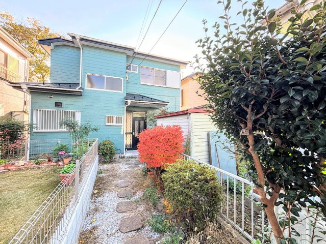 戸塚区深谷町　中古戸建ての外観|◆住宅ローンのご相談や周辺環境のご案内も含め、ローンに詳しい、地元に詳しいスタッフがお出迎えさせていただきます。お気軽にご相談ください。
