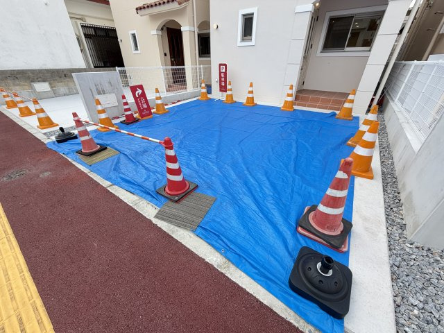 嘉手納屋良Ⅱ（全5棟）2号棟の駐車場|2号棟　並列駐車2台完備♪