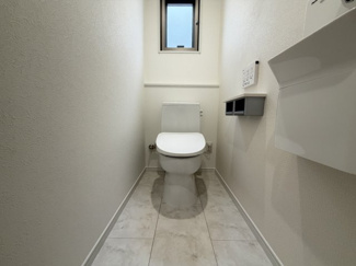 【トイレ】 | 嘉手納屋良Ⅱ（全5棟）2号棟 | 2号棟　独立型手洗い場付き♪