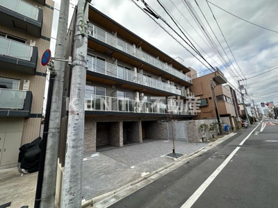【居間・リビング】 | クラリティア池上 | 駐車スペースもあります