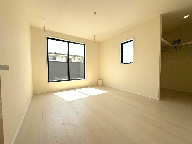 【寝室】 | 福岡市東区高美台2丁目第1　1号棟（全1棟）【仲介手数料無料・0円】 | 施工例。施工例は完成時と異なる場合があります。