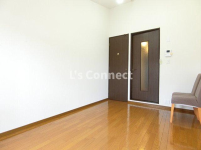 【内装】 | アクティブパレスカラフル | ６帖の洋室です。