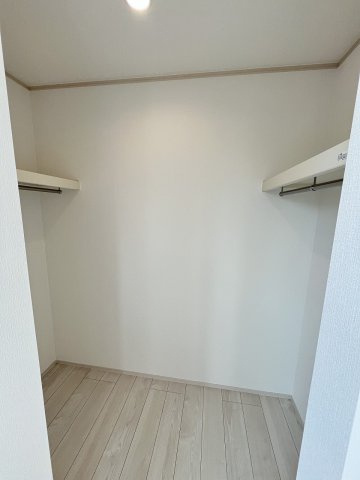 【収納】 | 福岡市東区土井4丁目第1　B号棟（全2棟）【仲介手数料無料・0円】 | 施工例。施工例は完成時と異なる場合があります。