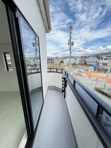 【バルコニー】 | 福岡市東区土井4丁目第1　B号棟（全2棟）【仲介手数料無料・0円】 | 施工例。施工例は完成時と異なる場合があります。