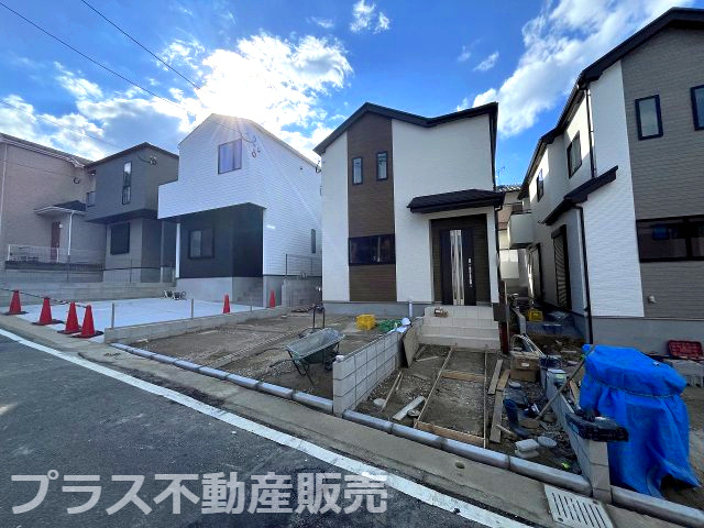 【外観】 | 福岡市東区土井4丁目第1　B号棟（全2棟）【仲介手数料無料・0円】 | 現地写真。プラス不動産販売なら、現場の全ての棟をまとめてご見学頂けます。