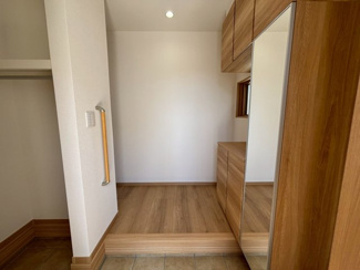 【玄関】 | 新築戸建　堀江町
