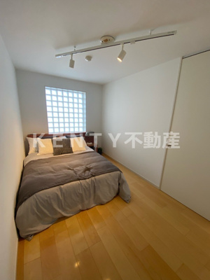 【寝室】 | カーサ・ポルトーネ | 寝室にぴったりのお部屋です