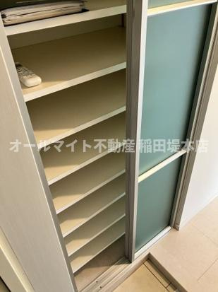 調布市飛田給１丁目の賃貸マンションの収納