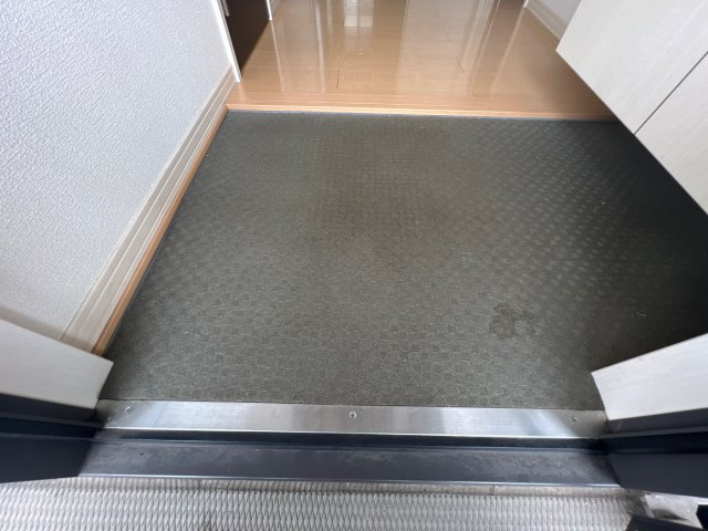 ダンディライオンの玄関