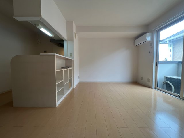 ダンディライオンの居間・リビング