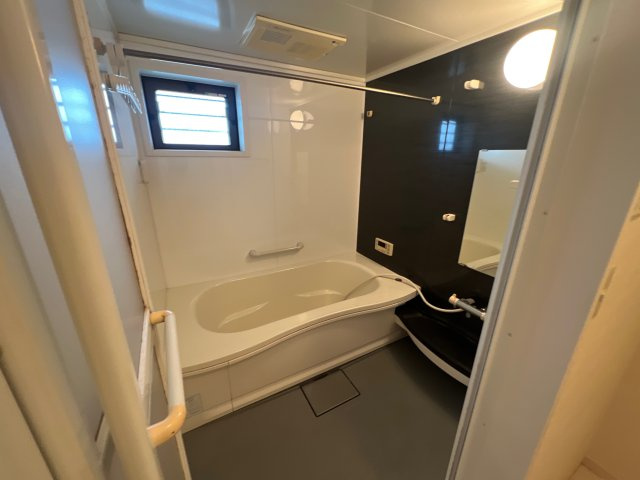 ダンディライオンの浴室