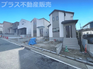 【外観】 | 現地写真。プラス不動産販売なら、現場の全ての棟をまとめてご見学頂けます。