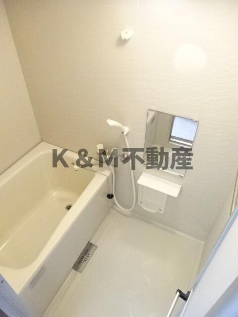 パルテールの浴室|落ち着いた空間のお風呂です