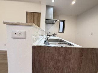 【キッチン】 | 嘉手納屋良Ⅱ（全5棟）3号棟 | 3号棟　使いやすいシステムキッチン♪