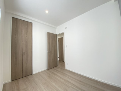 【洋室】 | 嘉手納屋良Ⅱ（全5棟）3号棟 | ※同仕様写真です