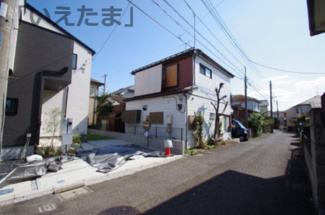 【前面道路含む現地写真】