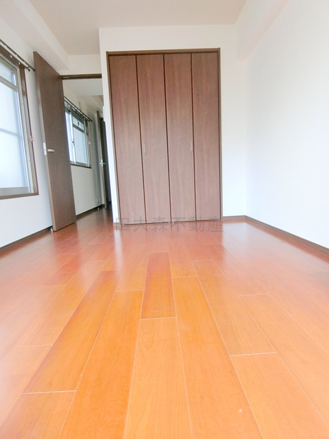 広田エンゼルハイム大鳥居第二の居間・リビング