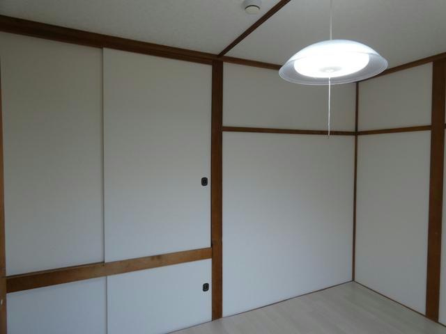 しんたにハイツの洋室