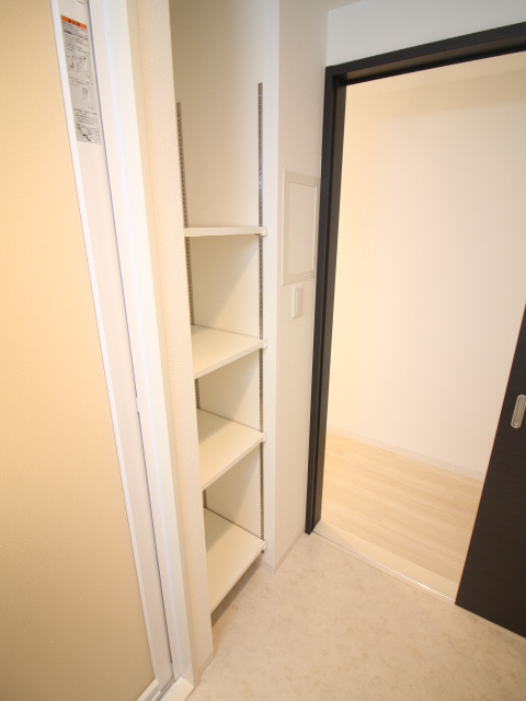 京都六三館のその他|洗面所収納