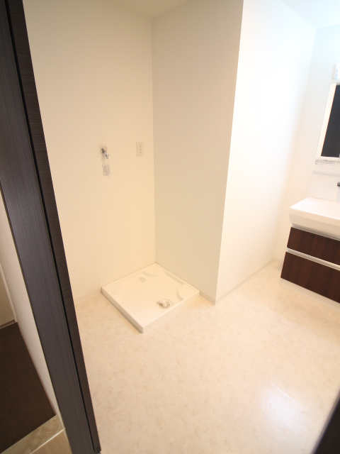 京都六三館の洗面所