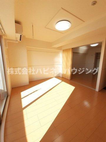 ベルフィオーレ千代田の居間・リビング