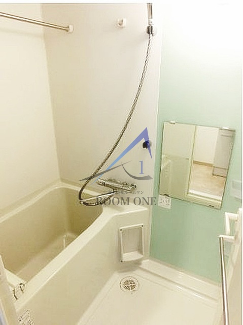 スカイコートパレス大島の浴室|お風呂です。