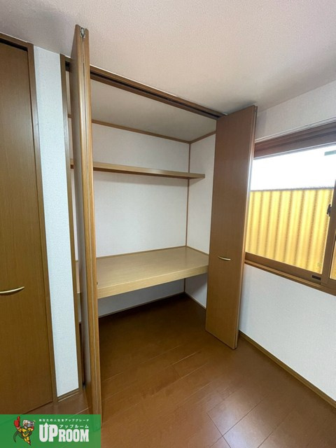 ファミール南山 Aの内装