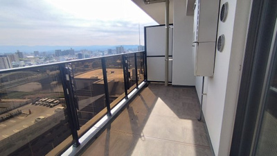 【バルコニー】 | アトラス熊本呉服町 | 広々としたバルコニーです