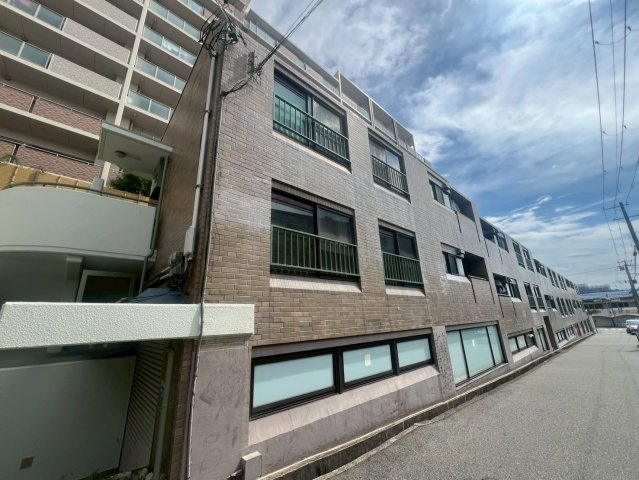 メゾンド上高丸