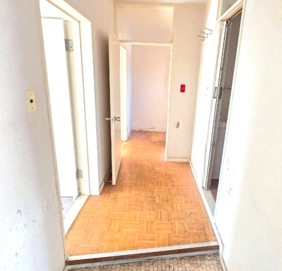 【玄関】 | 厚木市毛利台ハイツ　5階　中古マンション