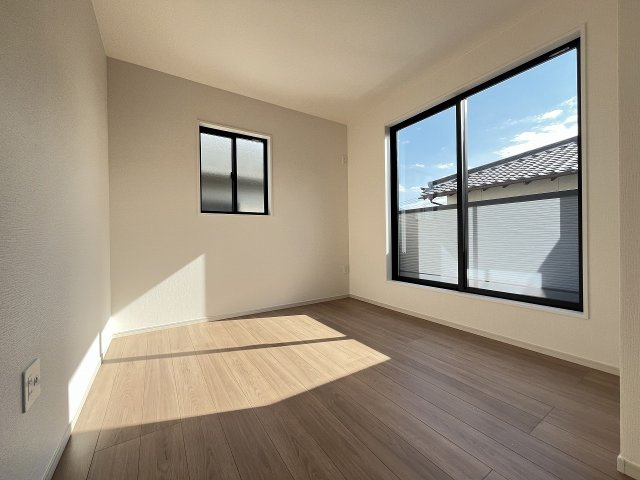 【子供部屋】 | 福岡市東区八田3丁目11期　2号棟（全2棟）【仲介手数料無料・0円】 | 現地写真。