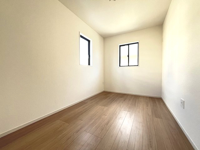 【子供部屋】 | 福岡市東区八田3丁目11期　2号棟（全2棟）【仲介手数料無料・0円】 | 現地写真。