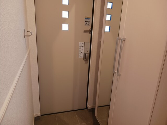 メイ・ガーデンⅡの玄関