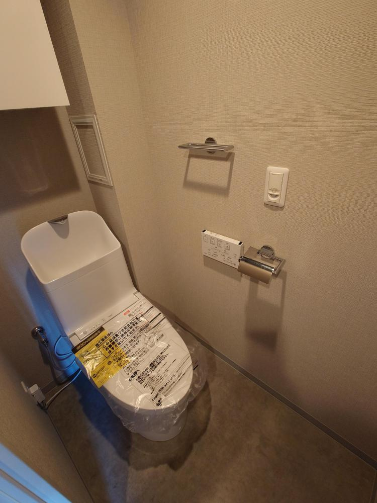 クオーレブラン武庫之荘のトイレ