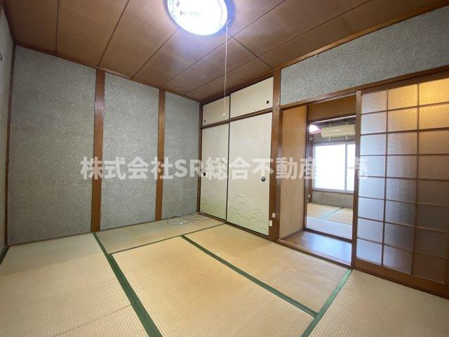 鷹殿町中古戸建の子供部屋|お子さんのためのお部屋にいかがでしょうか
