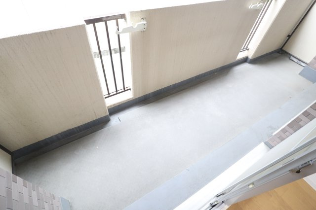 コスモ橿原神宮前のバルコニー