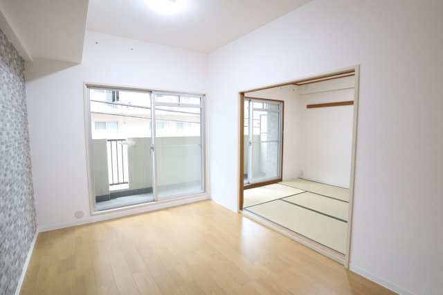 コスモ橿原神宮前の居間・リビング