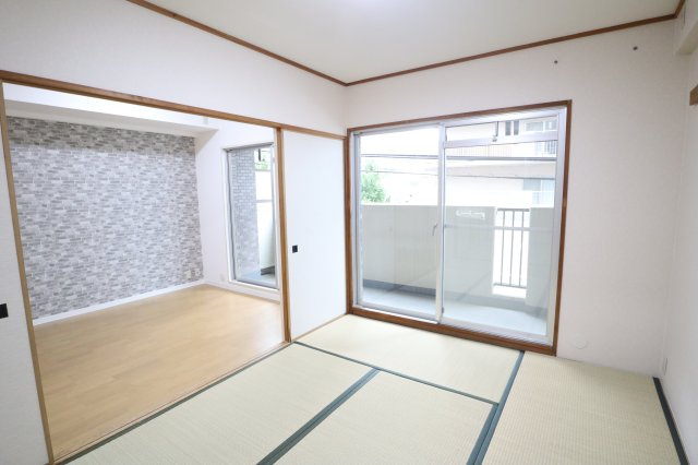 コスモ橿原神宮前の和室