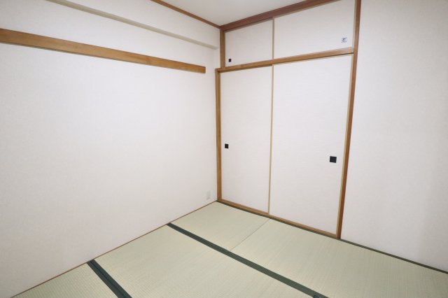 コスモ橿原神宮前の和室