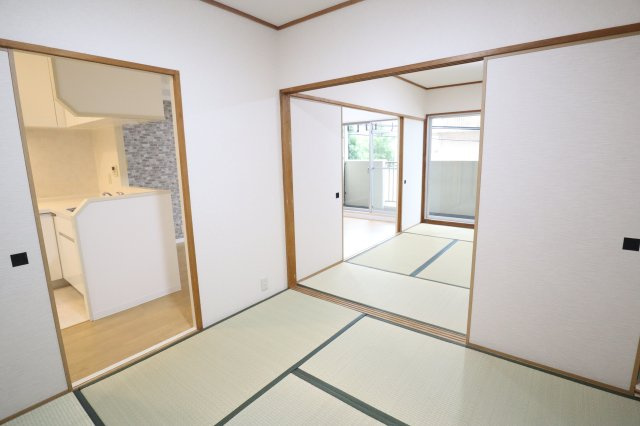 コスモ橿原神宮前の和室