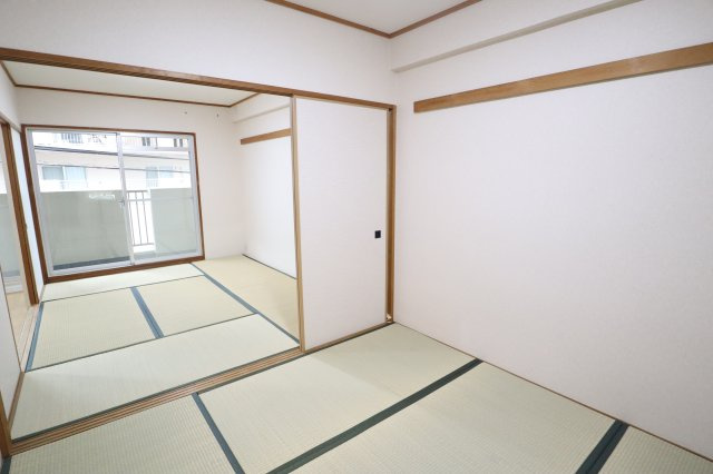 コスモ橿原神宮前の和室