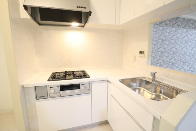 コスモ橿原神宮前のキッチン