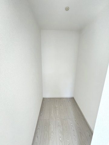 【収納】 | 福岡市東区千早2丁目5期　2号棟（全2棟）【仲介手数料無料・0円】 | 施工例。施工例は完成時と異なる場合があります。