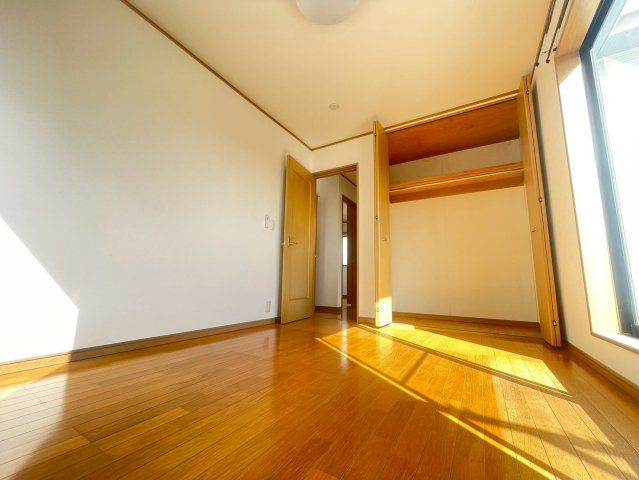 八街中古戸建の洋室